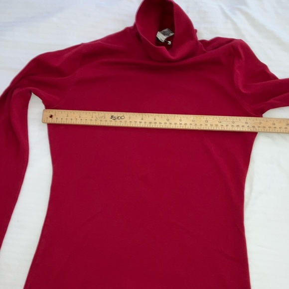 Cambridge Dry Goods Red Long Sleeve turtleneck Pima cotton - Picture 8 of 15
